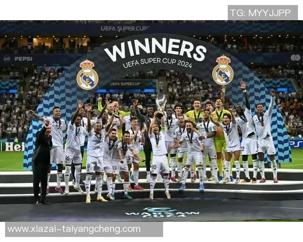 小曼奇尼坚定支持加斯佩里尼罗马有望获得欧冠资格与意杯冠军 小曼奇尼坚定支持加斯佩里尼罗马有望获得欧冠资格与意杯冠军