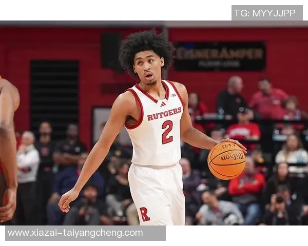 埃奇库姆闪耀赛场展现实力成新秀最佳球员引发热议 埃奇库姆闪耀赛场展现实力成新秀最佳球员引发热议