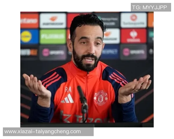 B费与阿莫林助教咖啡会面引发关注后者曾负责曼联定位球战术